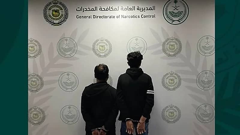 الإطاحة بمقيمين لترويجهما مادة الشبو المخدر بالمنطقة الشرقية