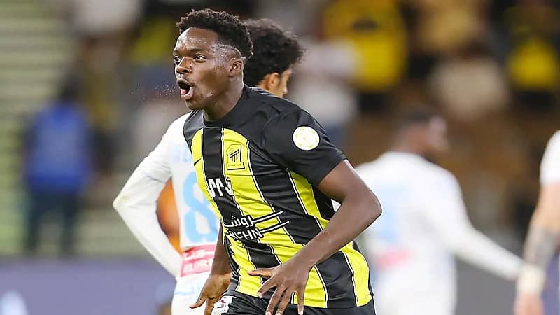 طلال حاجي ينضم لقائمة أفضل 60 موهبة كروية بالعالم