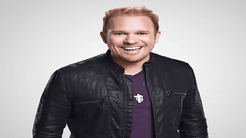 "كايل جاكوبس" يطلق النار على نفسه فى غرفة النوم