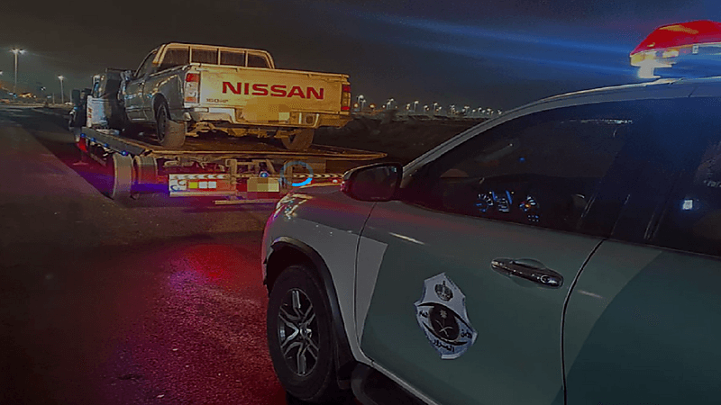 "المرور" يضبط قائد شاحنة ليس بها لوحات وتسير بسرعة عالية بالطائف