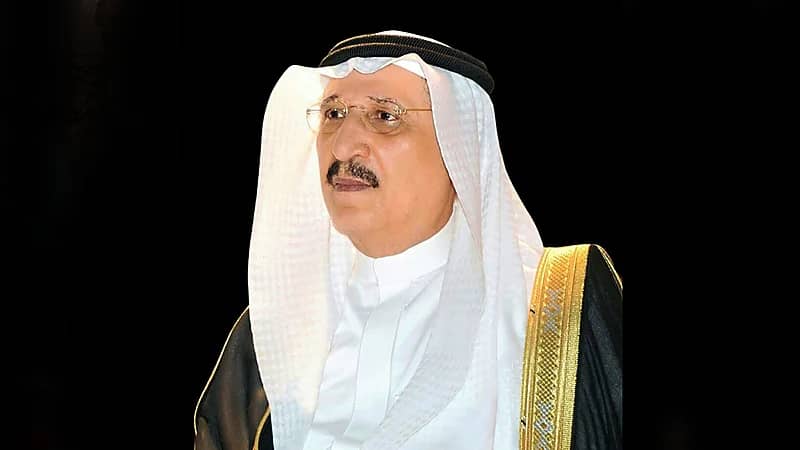 أمير جازان يعزي شيخ قبيلة العراشية بضمد في وفاة شقيقه