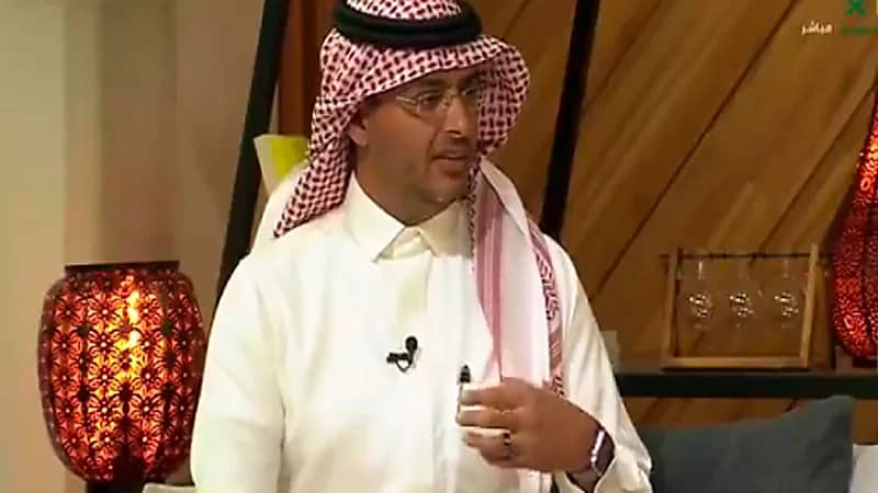 بالفيديو .. طبيب : جلسة التربيعة قد تؤدي لتغيير مفصل الركبة