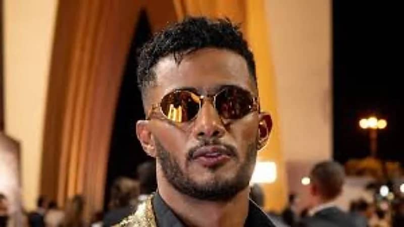 شاهد.. محمد رمضان يشعل حفله الغنائي في موسم جدة 