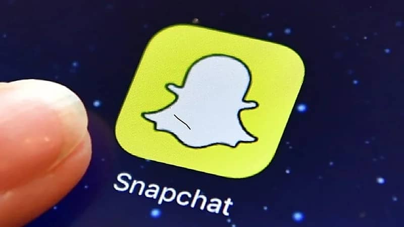 سناب شات تطرح خاصية جديدة تغني مستخدميها عن العصا السيلفي