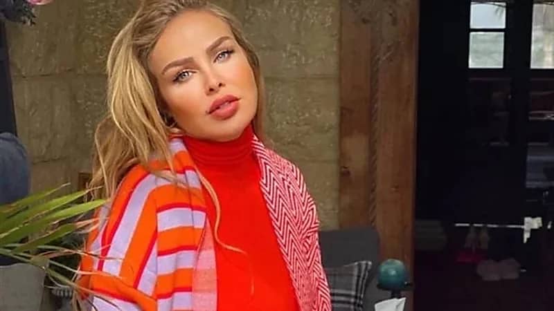 شاهد.. رولا سعد تفاجئ جمهورها بإطلالة جديدة 