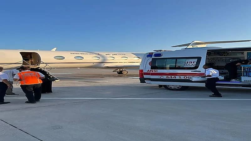 بالصور.. طائرة إخلاء طبي تنقل طفلا سعوديا من تركيا بعد تعرَّضه لوعكة صحية 