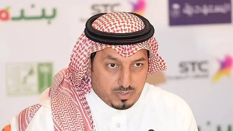 المسحل يعزي مدير المنتخب الوطني في وفاة والده