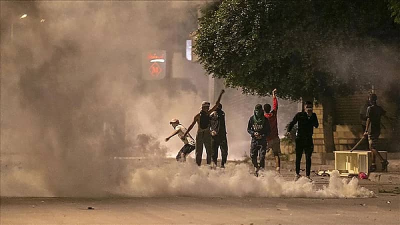 مواجهات بين الأمن التونسي ومحتجين على خلفية مقتل سجين