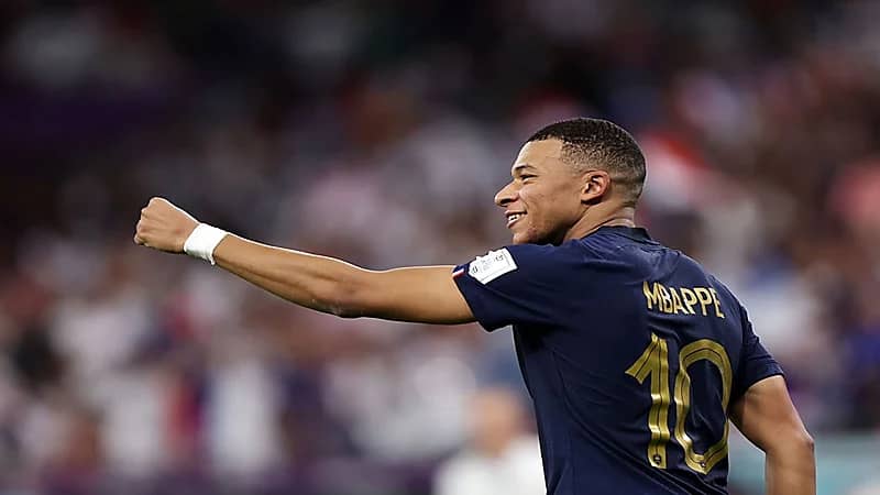 فودين: أفضل لاعب في مونديال قطر "مبابي"
