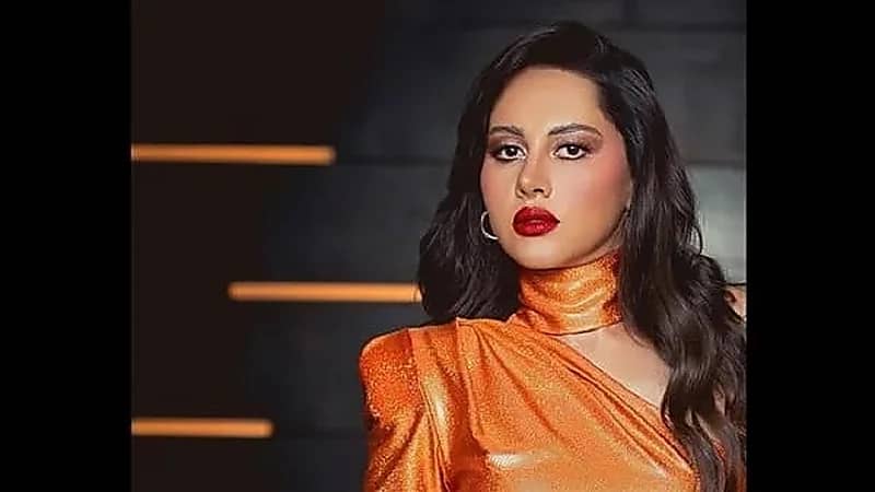 ترتدي بلوفر جذاب.. ياسمين رئيس تخطف الأنظار في أحدث ظهور