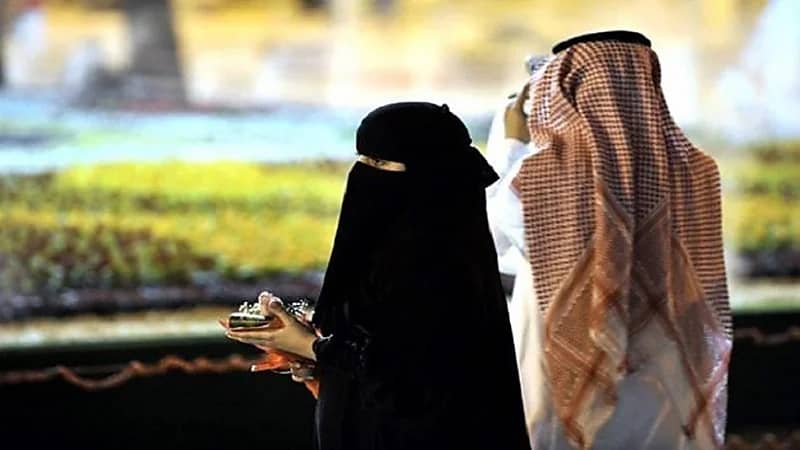 مستشار أسري يكشف عن أصعب مسافة بين الزوجين
