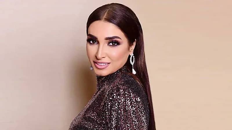 روجينا تتعرض للسرقة في لندن 