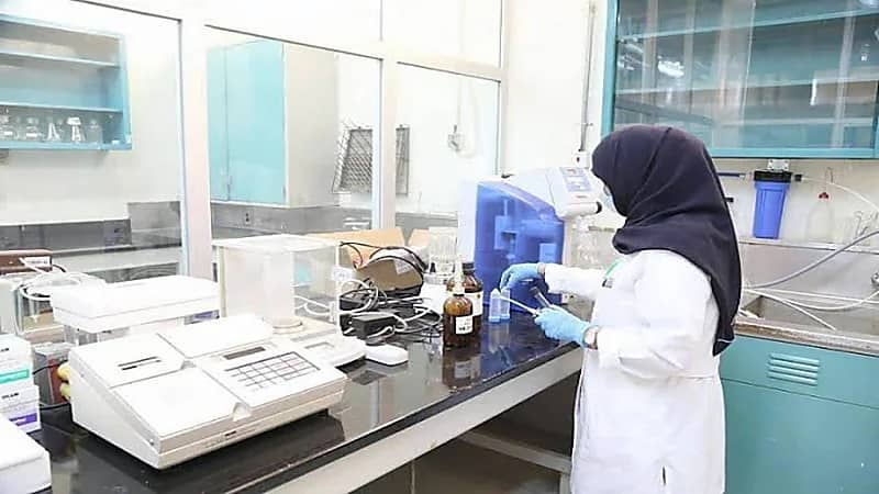  حظر إرسال عينات المختبرات البيطرية إلى الخارج 