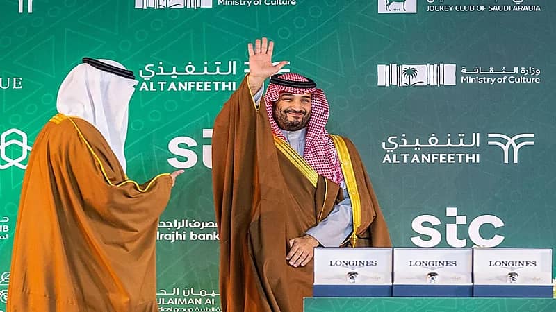 بالفيديو.. ‎ولي العهد يتوج الفائزين في سباقات ‎كأس السعودية للفروسية