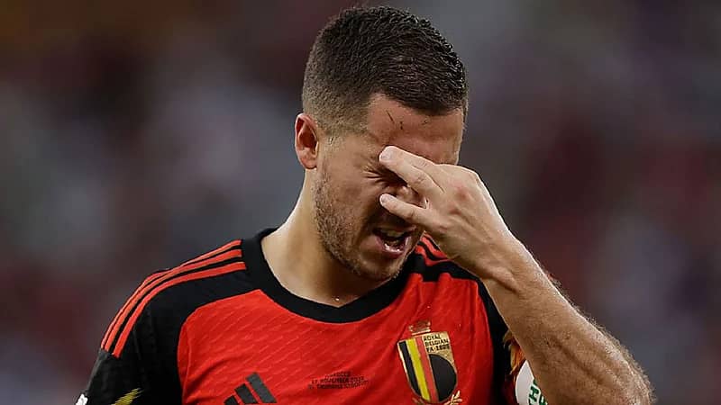 هازارد يصر على قرار الاعتزال الدولي