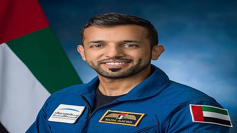 سلطان النيادي: شهدنا أكثر من 450 شروقا وغروبا في هذا الشهر