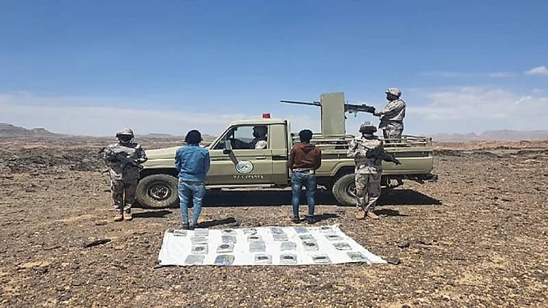 ضبط مخالفين لمحاولتهما تهريب مادة الحشيش المخدر