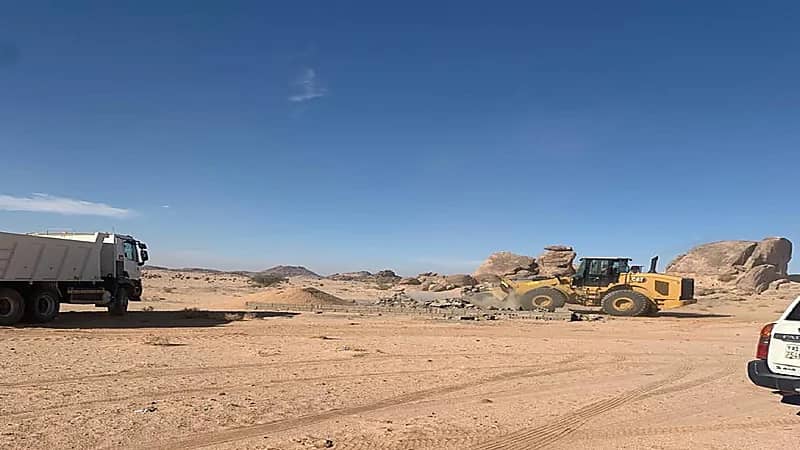 إزالة تعديات على أراض بمساحة 900 ألف متر مربع بالقصيم