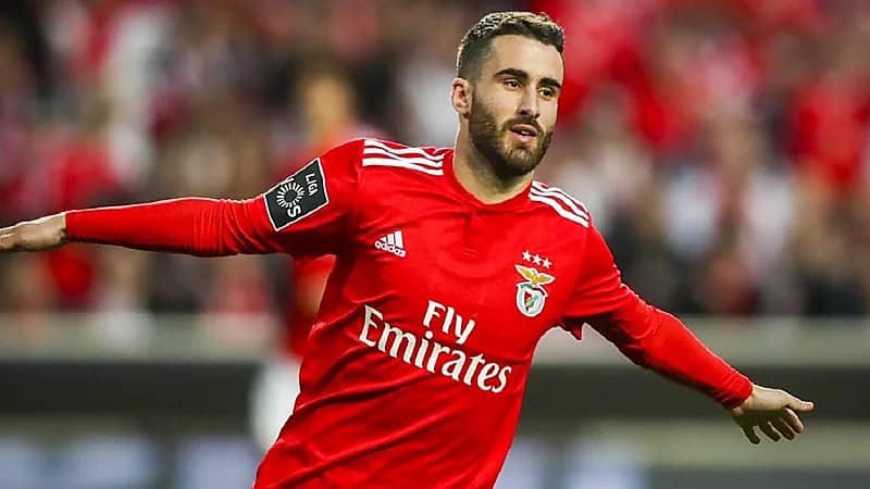 شرط استثنائي يواجه الهلال في ضم سيلفا