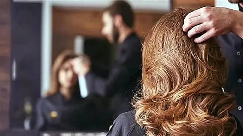 مصففي الشعر و عمال البناء وصناعة الملابس الأكثر عرضه للإصابة بالسرطان