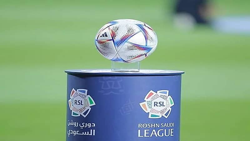 رابطة الدوري تخصص ميزانية للتعاقدات الأجنبية لـ 14 نادياً