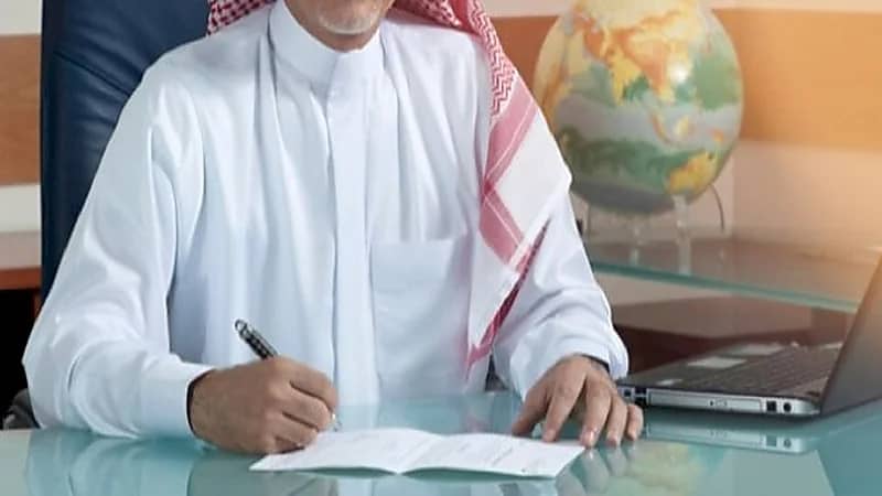 سبب كثرة الفصل التعسفي بالقطاع الخاص عن الحكومي.. فيديو