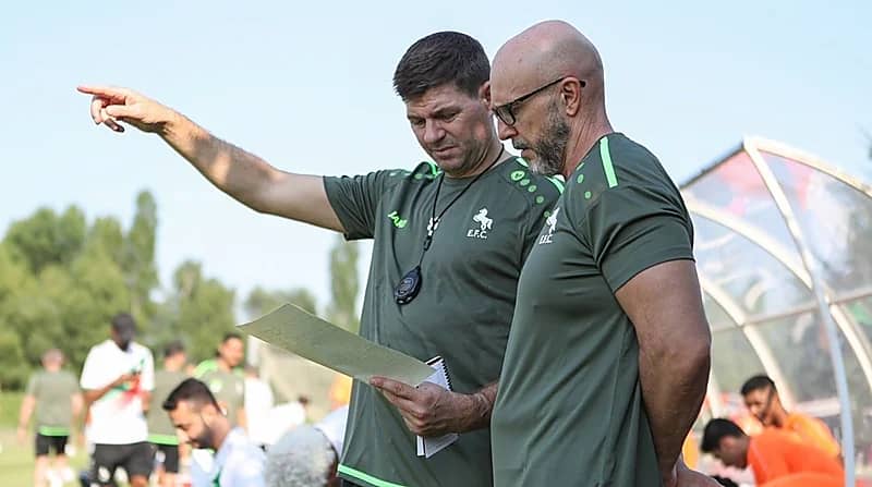 لاعبان وسط النصر والهلال يقتربان من الاتفاق