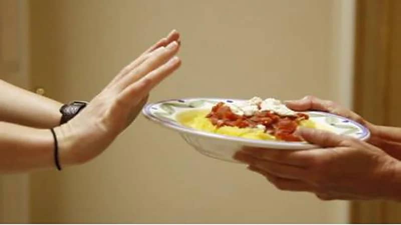 النمر يحذر من عواقب حمية الامتناع عن الطعام