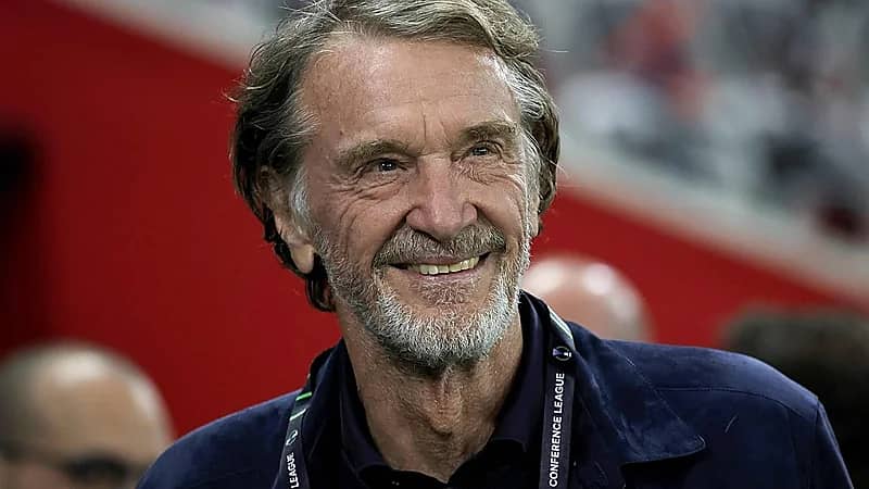 راتكليف يستحوذ على 25% من ملكية مانشستر يونايتد