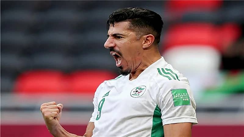 بغداد بونجاح يقترب من الشباب