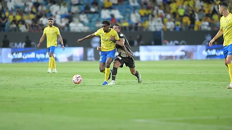 الخيبري يطمئن جماهير النصر بعد إصابته