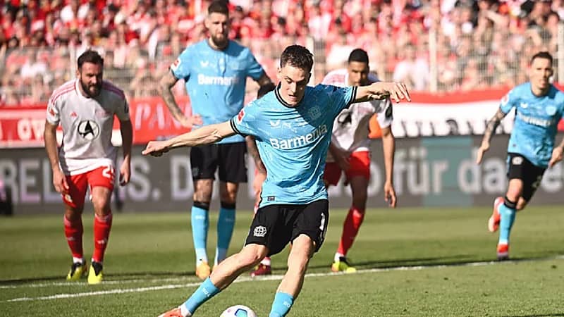 ليفركوزن يقترب من تحقيق إنجاز تاريخي بالدوري الألماني