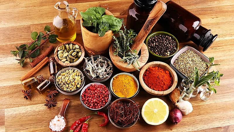 4 أعشاب طبيعية تعالج تجلط الدم بشكل فعال