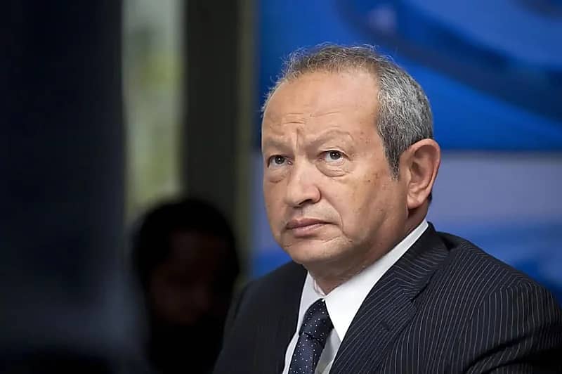 ساويرس لمتحدث عن أزمة الكهرباء بمصر: " نفطها بسكوتك"