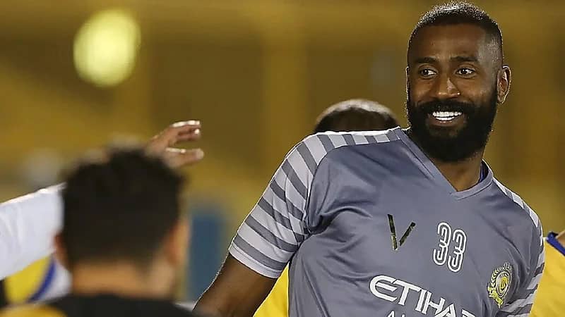 التعاون يتفق مع وليد عبدالله