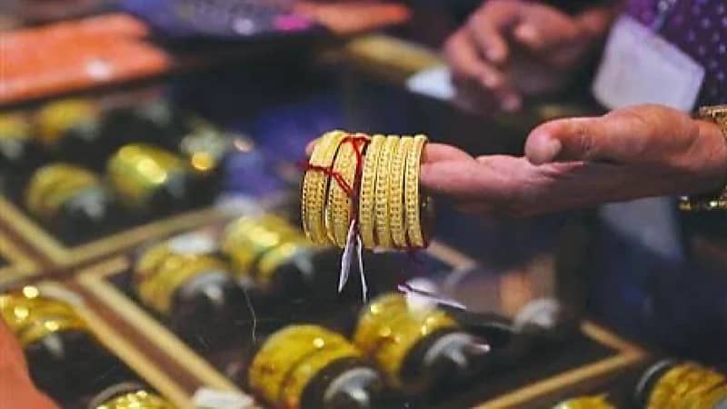 متضرر من الاستثمار الوهمي في الذهب: طلب مني المحتال تحويل ألف ريال ولم يتواصل معي .. فيديو