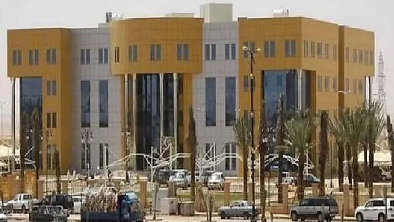 أمانة الحدود الشمالية توفر وطائف شاغرة