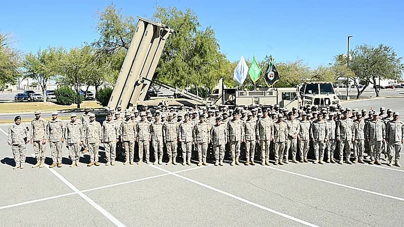 الدفاع تعلن عن تخريج أول دفعة  من نظام الثاد في ولاية تكساس