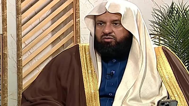 الشيخ السند يوضح متى يتخذ الإنسان قراره بعد صلاة الاستخارة