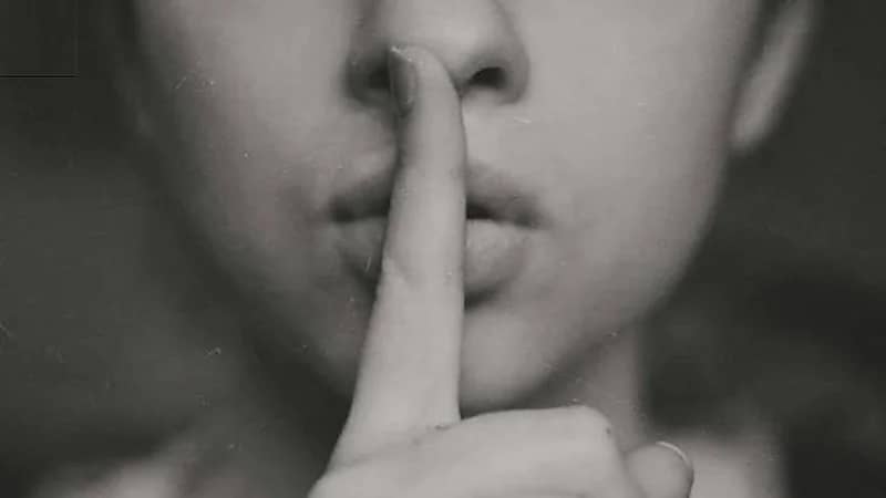 الفوزان: التعبير عن المشاعر ضرورة لتجنب الأمراض المزمنة .. فيديو