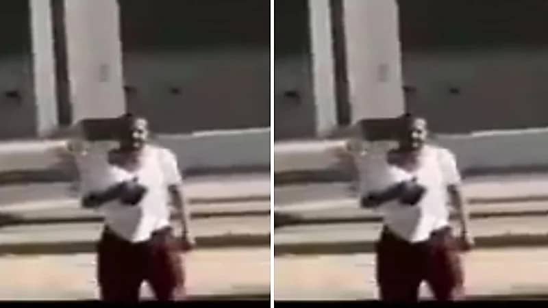 شاب يوثق رد فعل صديقه عندما قام بسداد مخالفاته المرورية ..فيديو