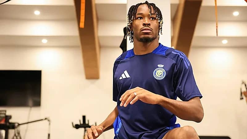 سيماكان يعتذر لجماهير النصر