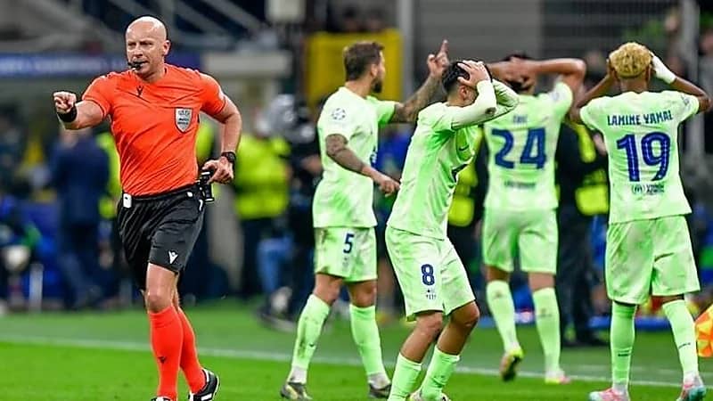 يويفا يرفض احتجاجات برشلونة على تحكيم مواجهة الإنتر