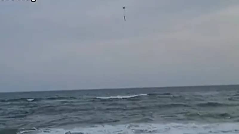 طائرة مسيرة تنقذ فتاة من الغرق .. فيديو