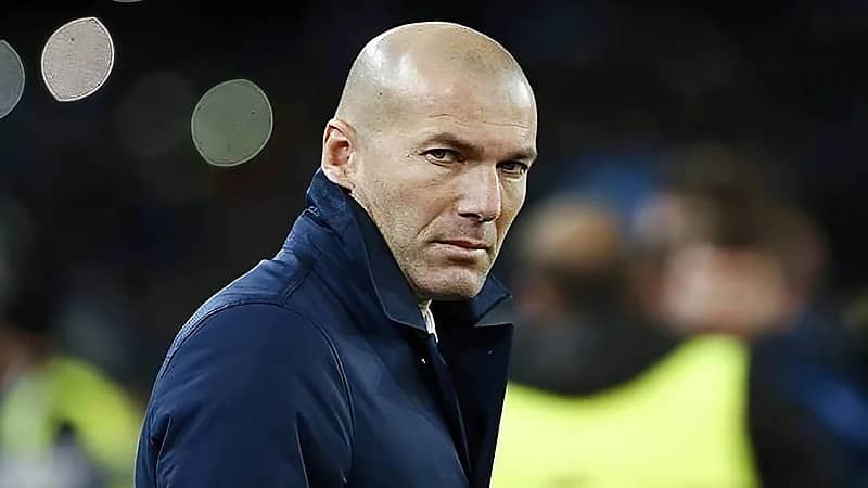 زيدان يدعم باريس سان جيرمان قبل النهائي