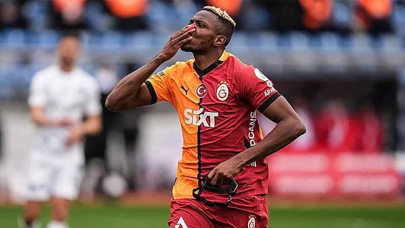 النصر يسعى لحسم صفقة أوسيمين .. فيديو