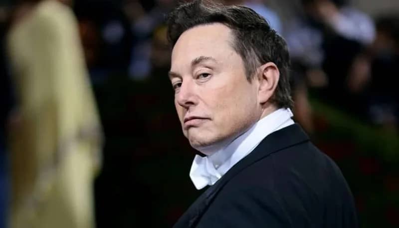 إيلون ماسك يعلن إعادة كتابة التاريخ البشري عبر الذكاء الاصطناعي