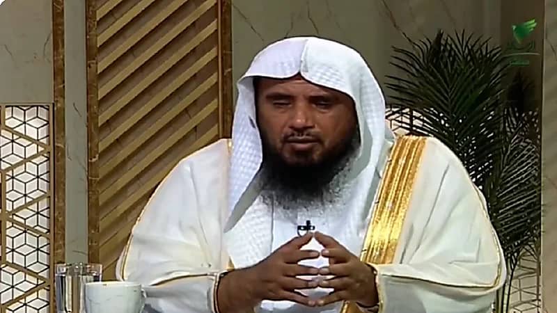 الخثلان يوضح كيفية صلة الأرحام إذا كانوا نصارى.. فيديو