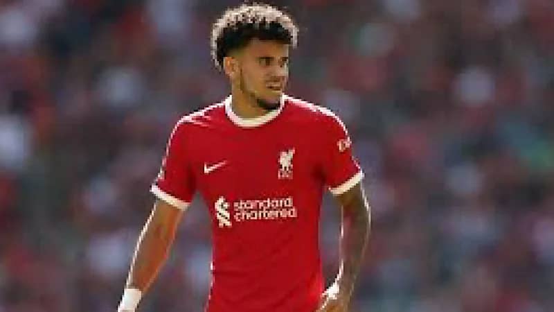 دياز يرفض عرض النصر وينضم لميونخ