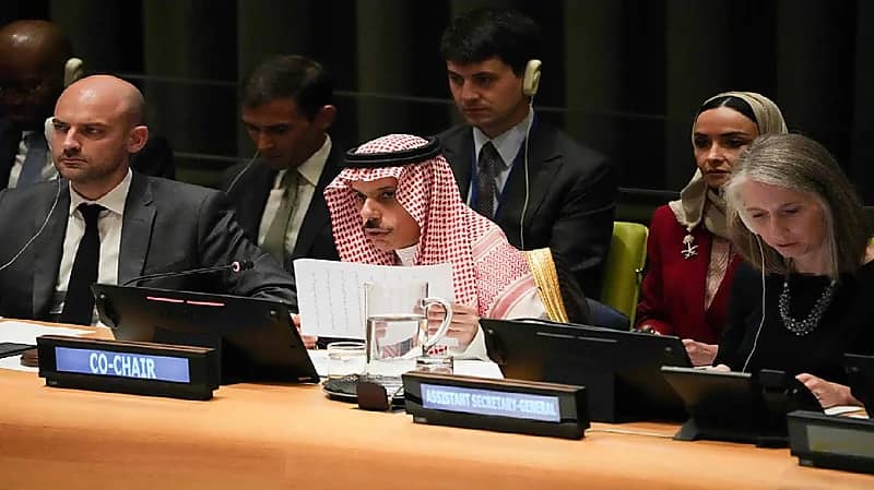 اعتماد الوثيقة الختامية لمؤتمر حل الدولتين برعاية المملكة